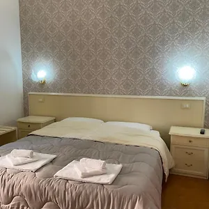 https://residenza.it-romehotels.com